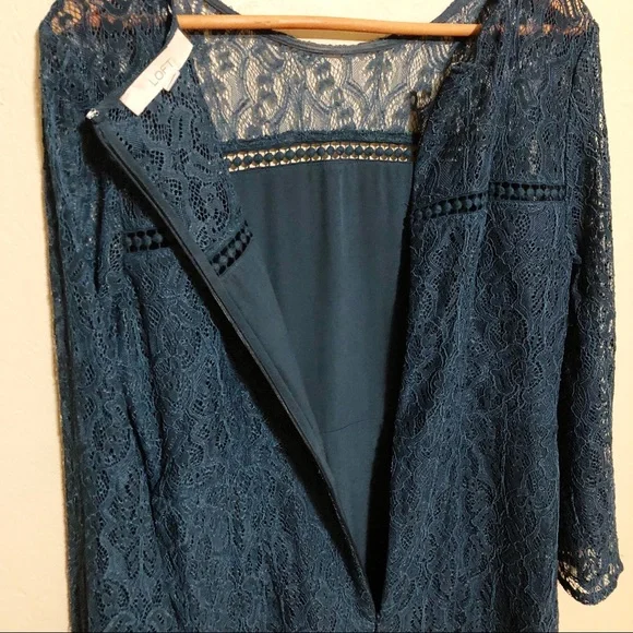 Loft Lace Bell Sleeve Midi Dress‎ - Picture 7 of 8